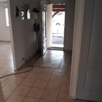 Pose d'un carrelage 90x90 sur un ancien carrelage - Avant